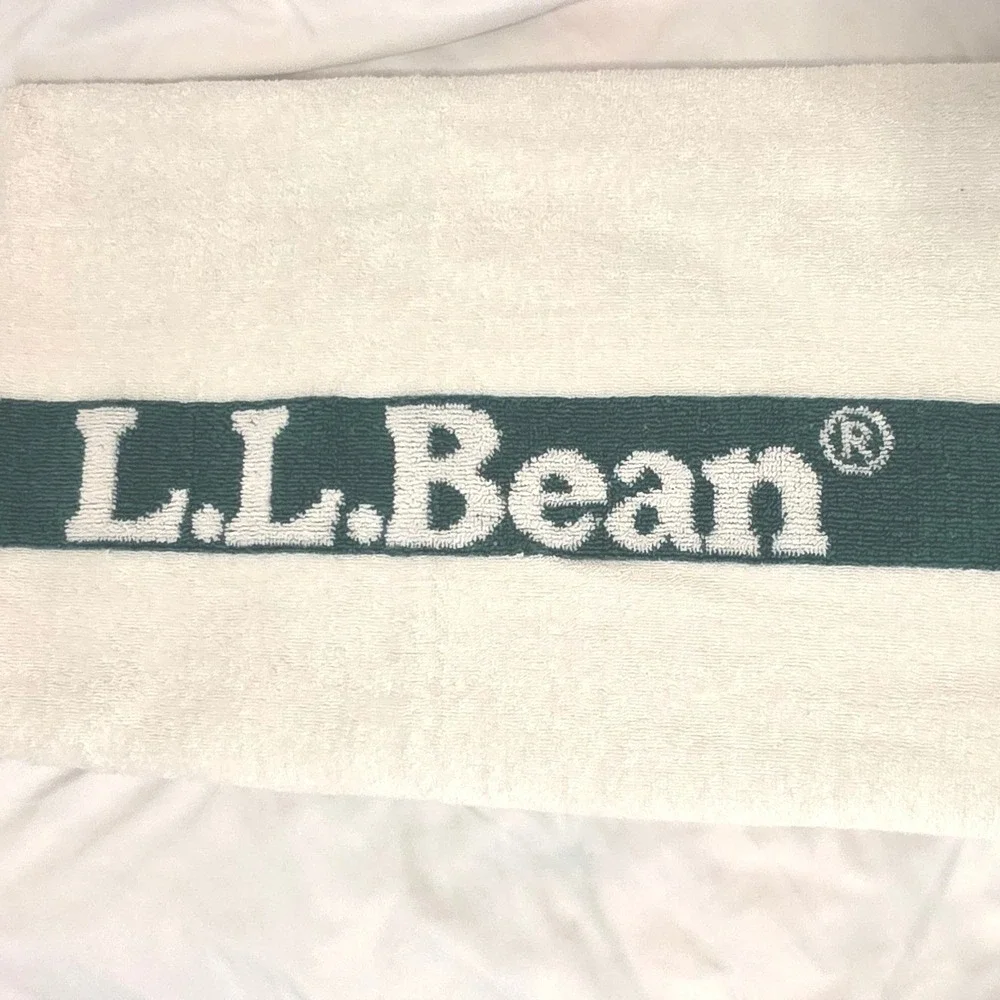 Vintage LL Bean Martex Beach Towel White Hunter Green Logo Made in‎ USA Cotton